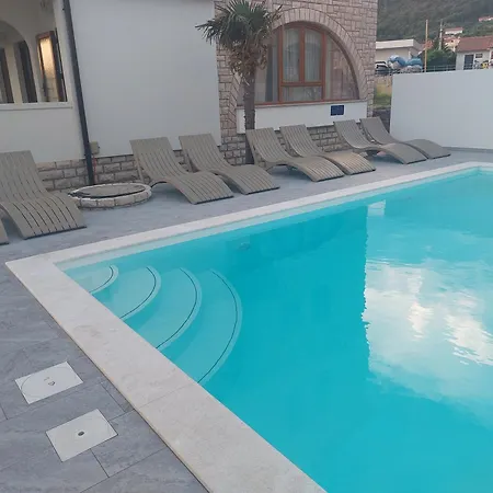 Apartment Gemuetliche Erdgeschossferienwohnung Mit Balkon