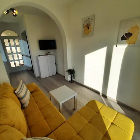 Apartment Gemuetliche Erdgeschossferienwohnung Mit Balkon
